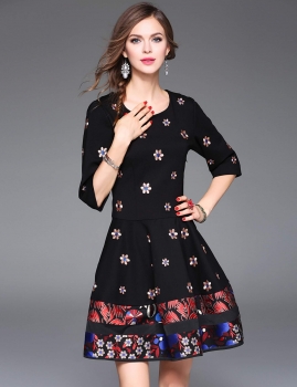 ELENYUN 3"4 Sleeve High Waist Floral Patchwork Embroidery A-Line Short Dress, Multicolor
ELENYUN 3"4 Sleeve High Waist Floral Patchwork Embroidery A-Line Short Dress, Multicolor