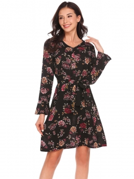 Black Women Casual V Neck Flare Long Sleeve Loose Floral Printed Dress With Belt, Multicolor
Black Women Casual V Neck Flare Long Sleeve Loose Floral Printed Dress With Belt, Multicolor