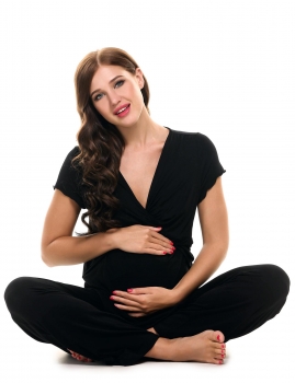 Black Women Crossing V-Neck Soft Maternity Nursing Pajamas Sleepwear Set, Multicolor
Black Women Crossing V-Neck Soft Maternity Nursing Pajamas Sleepwear Set, Multicolor