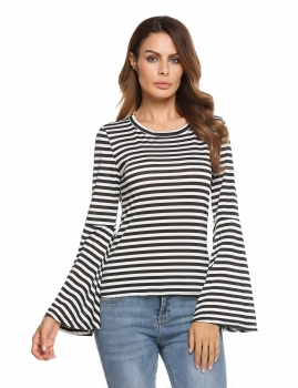 

Black and White Long Bell Sleeve O-Neck Slim Fit Casual Tops, Multicolor