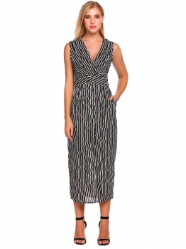

Black Surplice Neck Striped Split Front Dress with Pocket, Multicolor