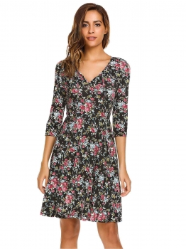 

Black O Neck 3"4 Sleeve Floral Print A-Line Dress, Multicolor