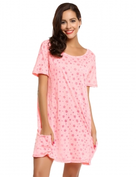

Pink O-Neck Short Sleeve Star Print Nightgown with Pocket, Multicolor