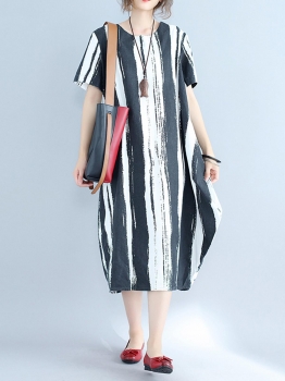 

Stripes Short Sleeve Round Neck Loose Dress, Black