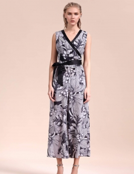 

Sleeveless V-Neck Floral Empire Wide Leg Pants Jumpsuits, Multicolor