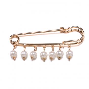 

Fashion Women Artificial Pearl Bead Gold Plated Alloy Pin Brooch, White