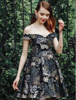 

Off-the-Shoulder Sleeveless Above Knee Floral A Line Dress, Multicolor